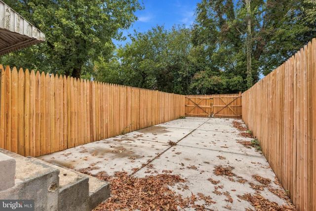 227 CEDAR AVE, Oaklyn, NJ 08107