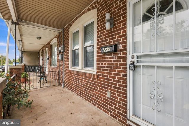 227 CEDAR AVE, Oaklyn, NJ 08107