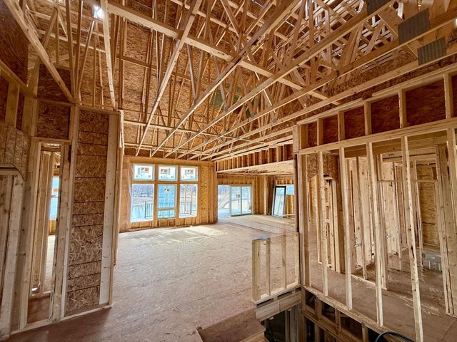 2490 179th Avenue NE, Ham Lake, MN 55304