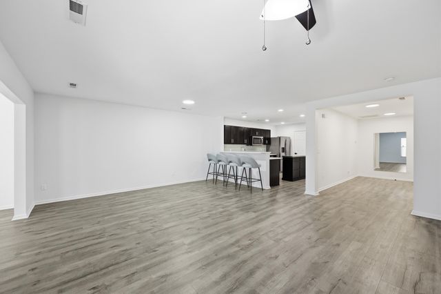 5150 Trump Street 602, North Charleston, SC 29420