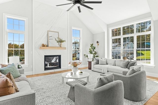 14 Liana Street, Woburn, MA 01801