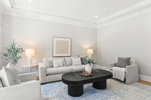 14 Liana Street, Woburn, MA 01801