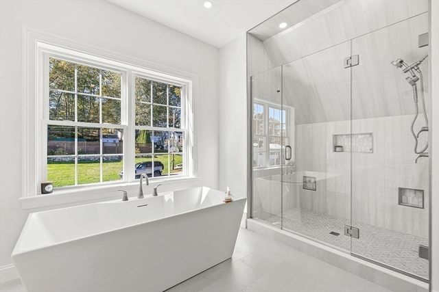 14 Liana Street, Woburn, MA 01801