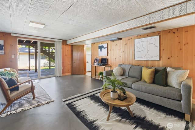 1118 SW 142nd Street, Burien, WA 98166