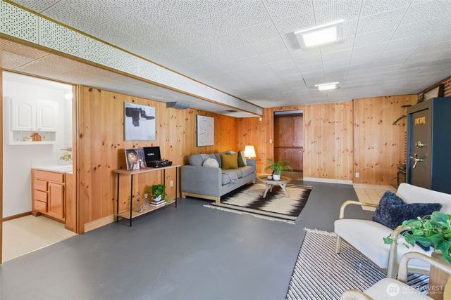 1118 SW 142nd Street, Burien, WA 98166