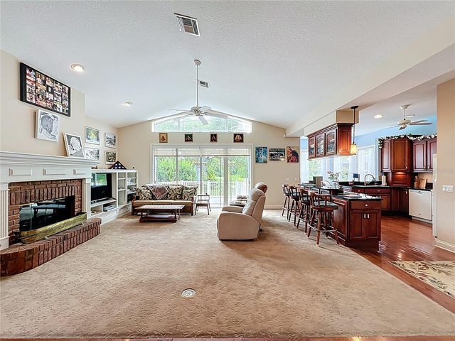 214 CHESTNUT RIDGE STREET, Winter Springs, FL 32708