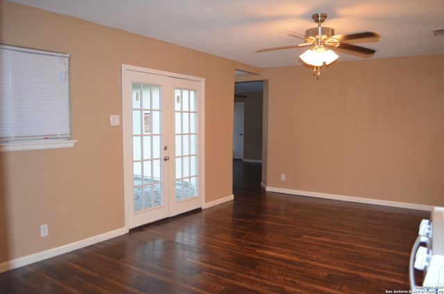 7401 Sage Oak St, Live Oak, TX 78233