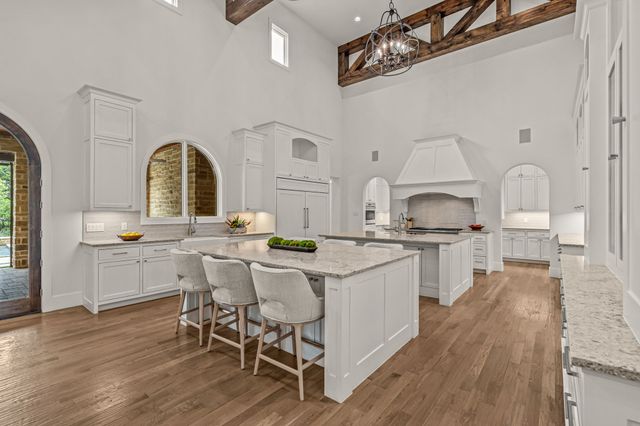 2210 Barcelona Court, Westlake, TX 76262