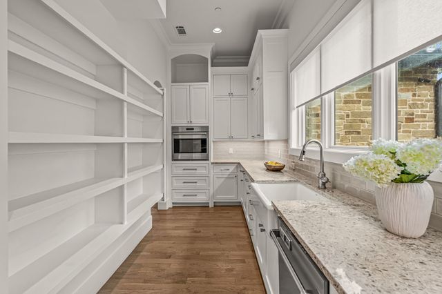 2210 Barcelona Court, Westlake, TX 76262