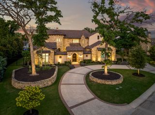 2210 Barcelona Court, Westlake, TX 76262