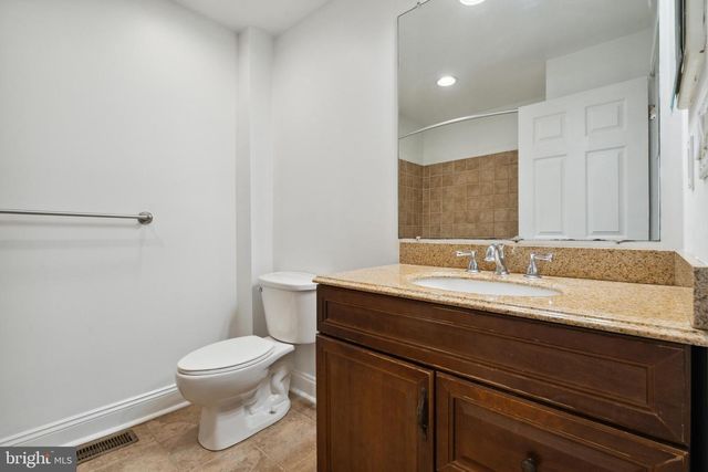 2205 LEAGUE ST, Philadelphia, PA 19146
