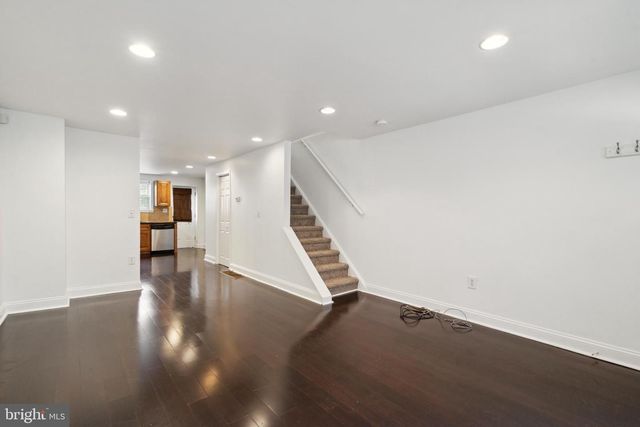 2205 LEAGUE ST, Philadelphia, PA 19146