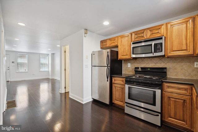 2205 LEAGUE ST, Philadelphia, PA 19146