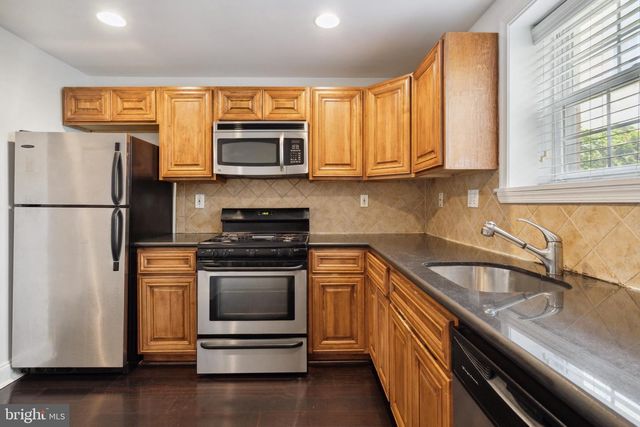 2205 LEAGUE ST, Philadelphia, PA 19146
