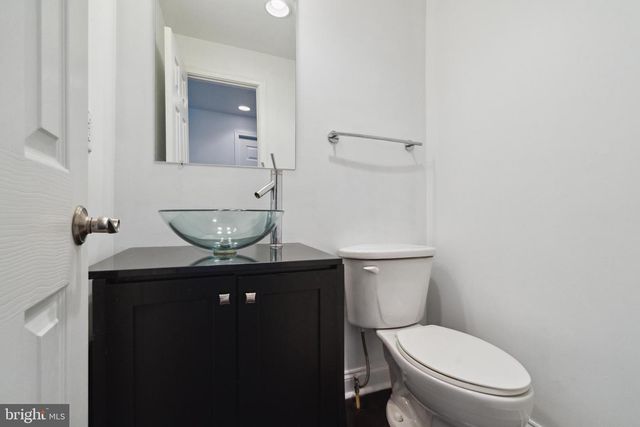 2205 LEAGUE ST, Philadelphia, PA 19146