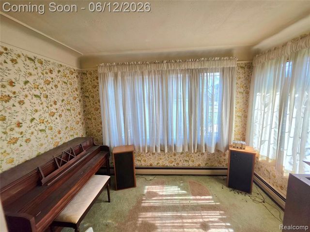 7836 Theisen Street, Dearborn, MI 48126
