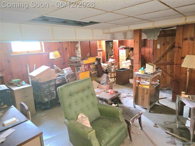 7836 Theisen Street, Dearborn, MI 48126