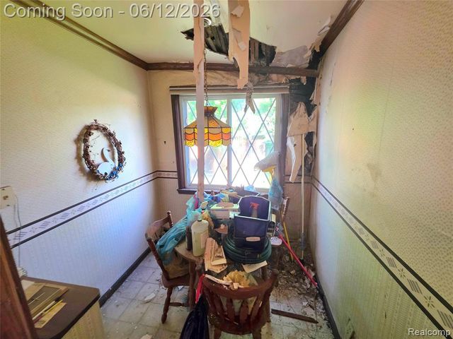 7836 Theisen Street, Dearborn, MI 48126