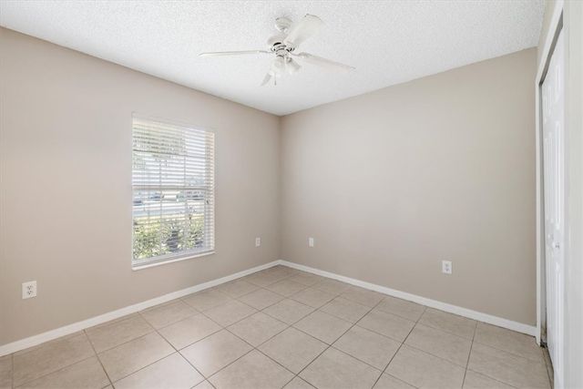 2622 12th Square SW, Vero Beach, FL 32968