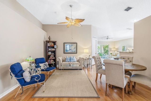 2622 12th Square SW, Vero Beach, FL 32968