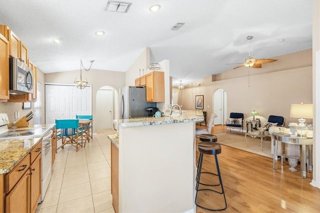 2622 12th Square SW, Vero Beach, FL 32968