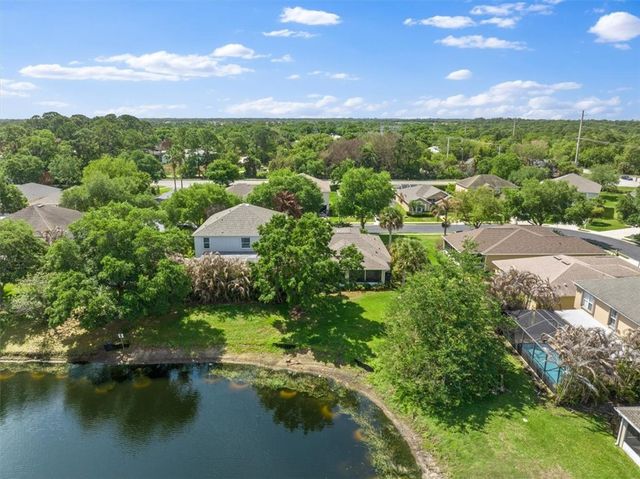 2622 12th Square SW, Vero Beach, FL 32968