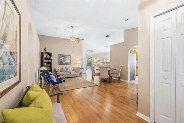 2622 12th Square SW, Vero Beach, FL 32968