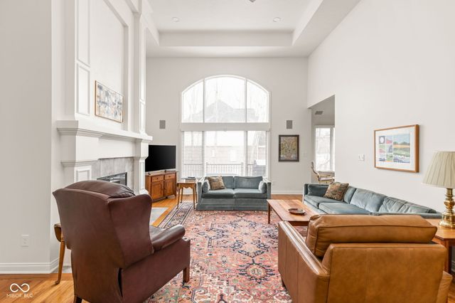 11618 Summit Circle, Zionsville, IN 46077
