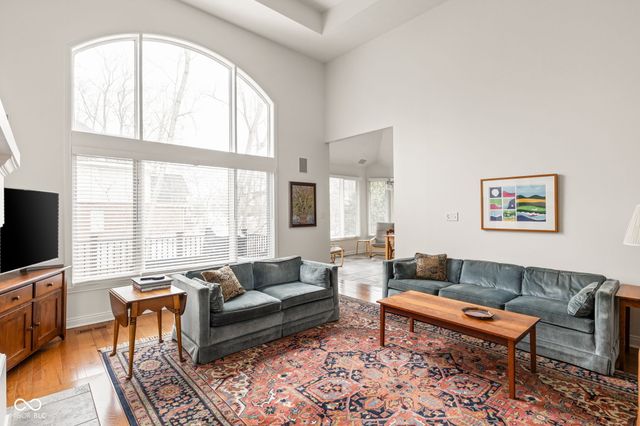11618 Summit Circle, Zionsville, IN 46077
