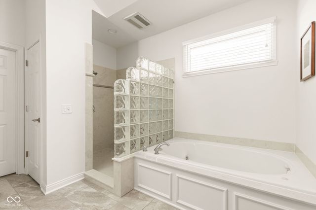11618 Summit Circle, Zionsville, IN 46077