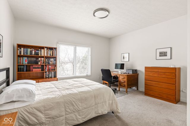 11618 Summit Circle, Zionsville, IN 46077