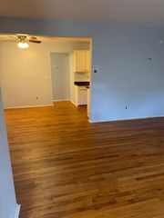 25301 5 Mile rd 109, Redford Charter Township, MI 48239