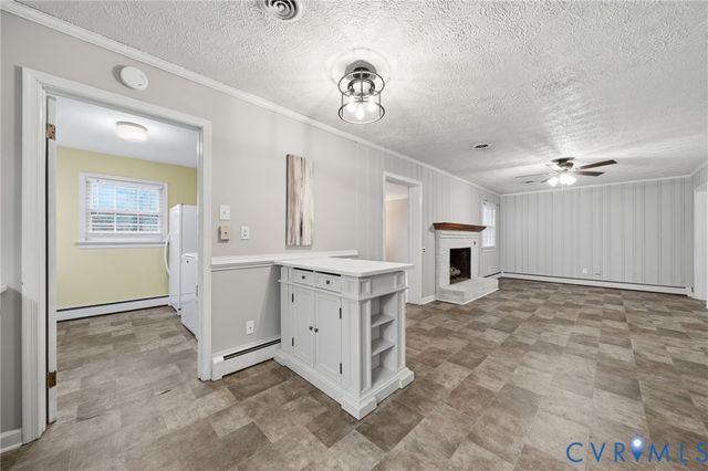 9170 Avondale Dr, Mechanicsville, VA 23116