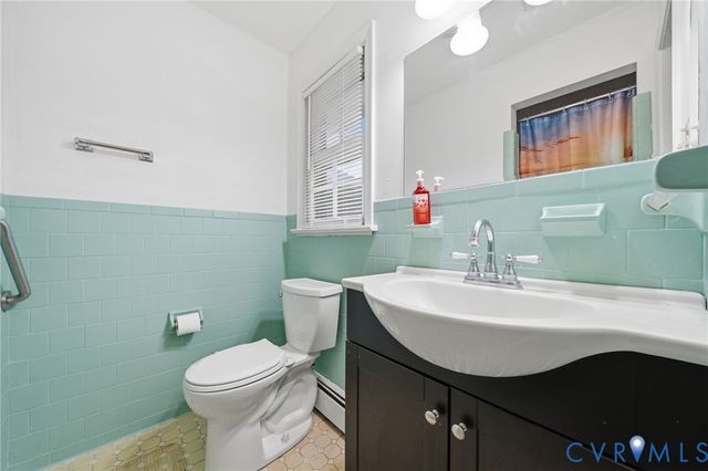 9170 Avondale Dr, Mechanicsville, VA 23116