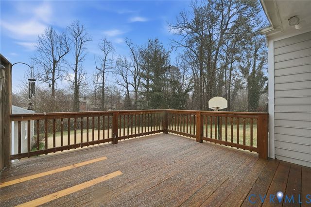 9170 Avondale Dr, Mechanicsville, VA 23116