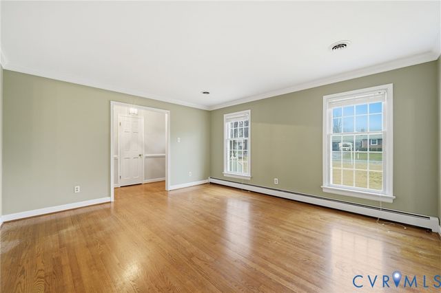 9170 Avondale Dr, Mechanicsville, VA 23116