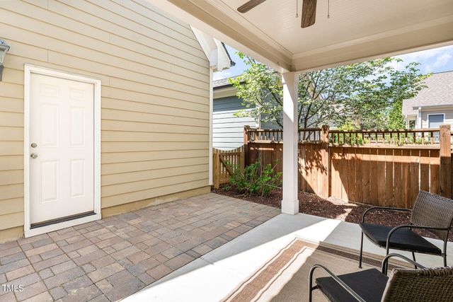 379 Tobacco Farm Way, Chapel Hill, NC 27516