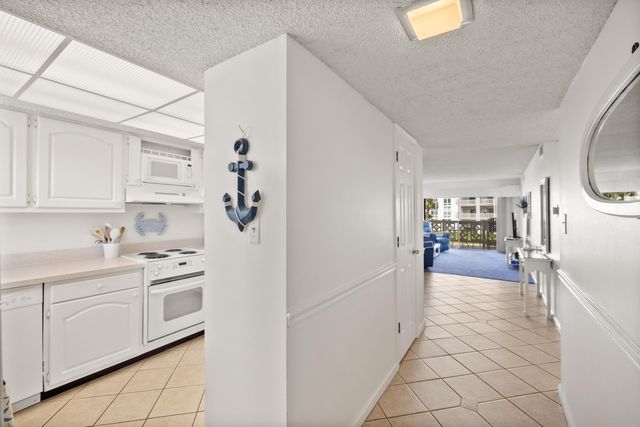 909 Santa Rosa Boulevard UNIT 328, Fort Walton Beach, FL 32548