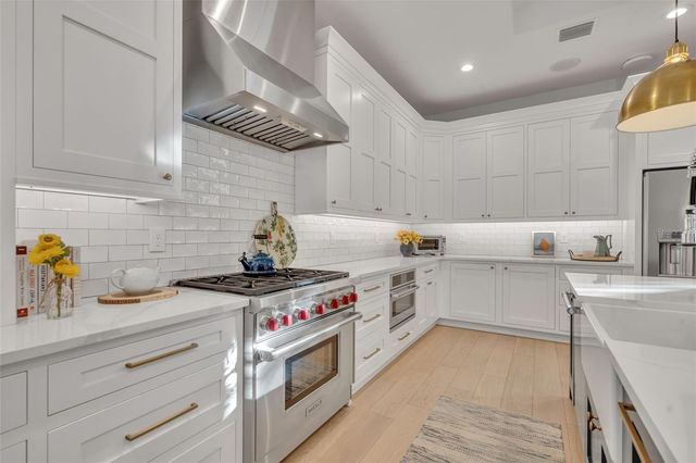 1861 TAYLOR AVENUE, Winter Park, FL 32789