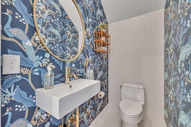 1861 TAYLOR AVENUE, Winter Park, FL 32789