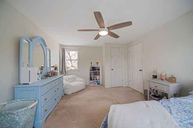 345 Ontario Street, Ronkonkoma, NY 11779
