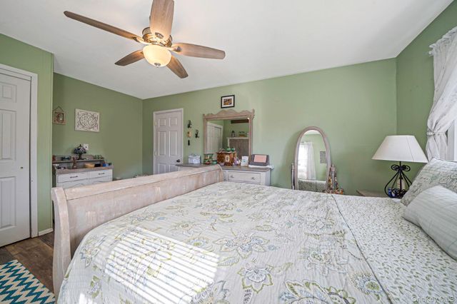 345 Ontario Street, Ronkonkoma, NY 11779