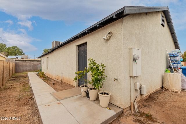 511 E 3RD Avenue, Mesa, AZ 85204