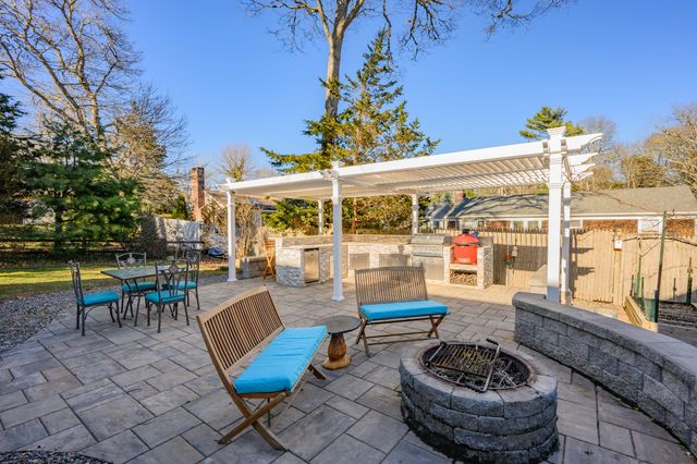 60 Linden Lane, Osterville, MA 02655