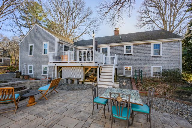 60 Linden Lane, Osterville, MA 02655