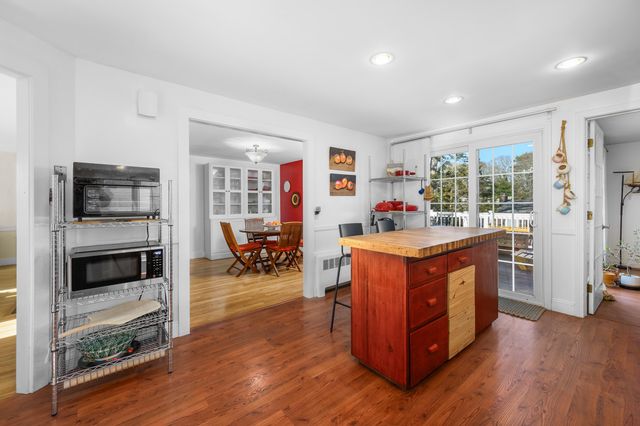 60 Linden Lane, Osterville, MA 02655