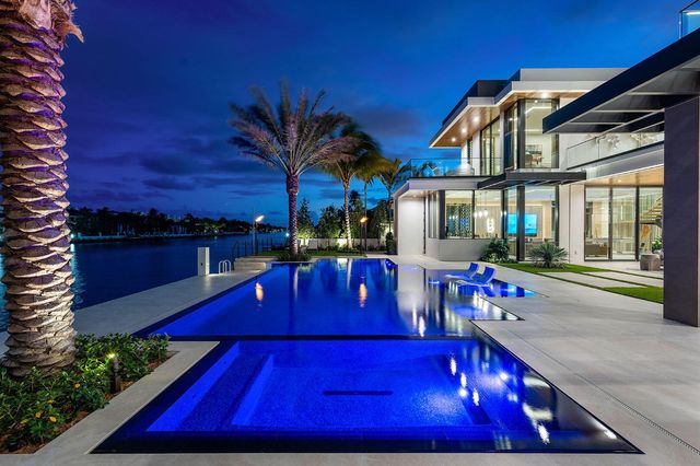 1520 Royal Palm Way, Boca Raton, FL 33432