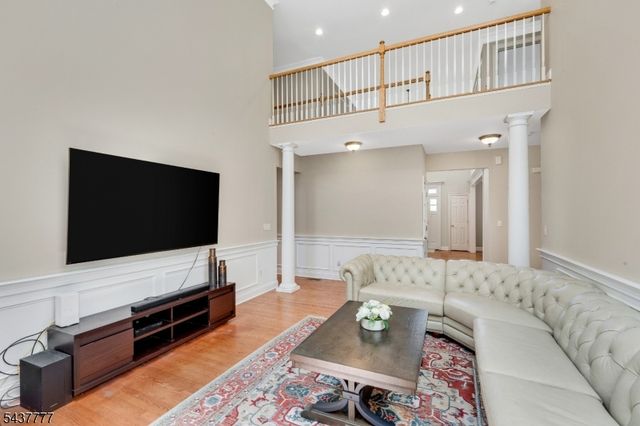 5 Willow Way, Florham Park Boro, NJ 07932