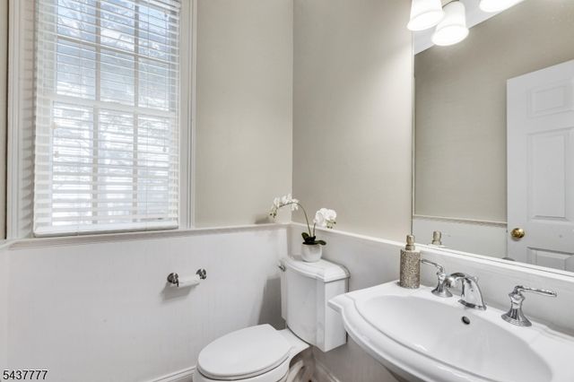 5 Willow Way, Florham Park Boro, NJ 07932