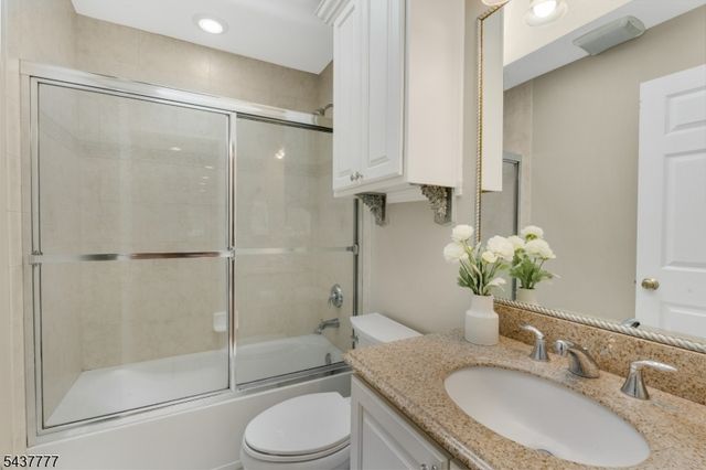 5 Willow Way, Florham Park Boro, NJ 07932
